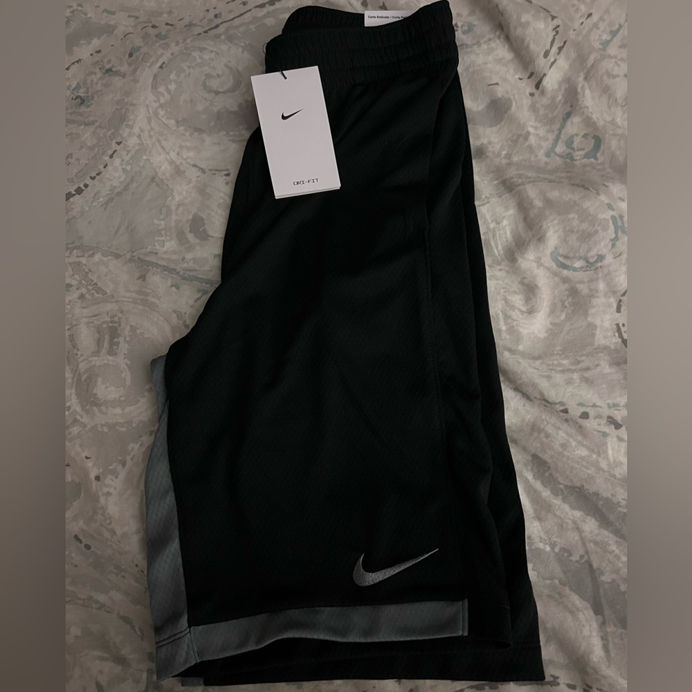 Big kids boys training short